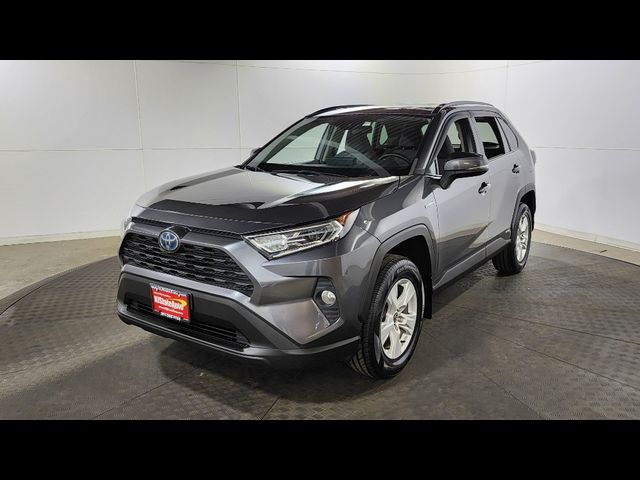 2021 Toyota RAV4 Hybrid XLE