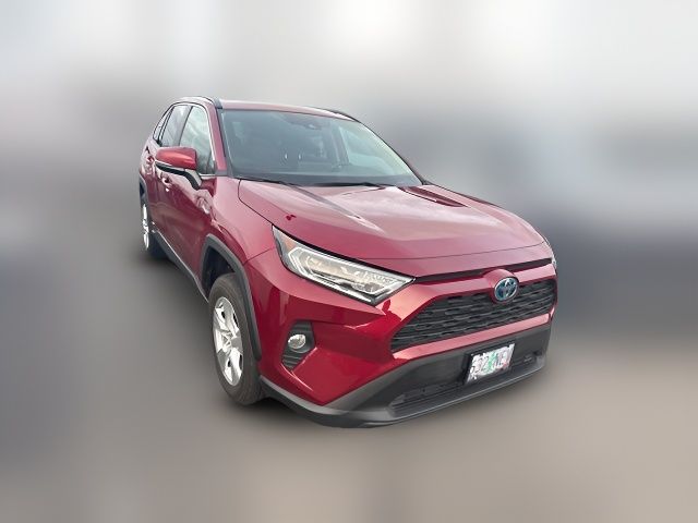 2021 Toyota RAV4 Hybrid XLE