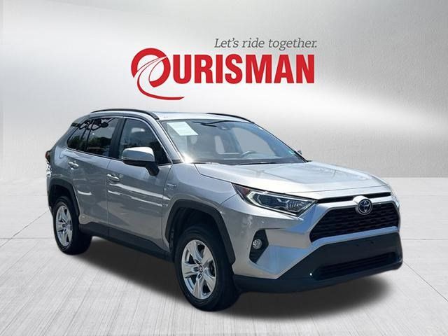 2021 Toyota RAV4 Hybrid XLE