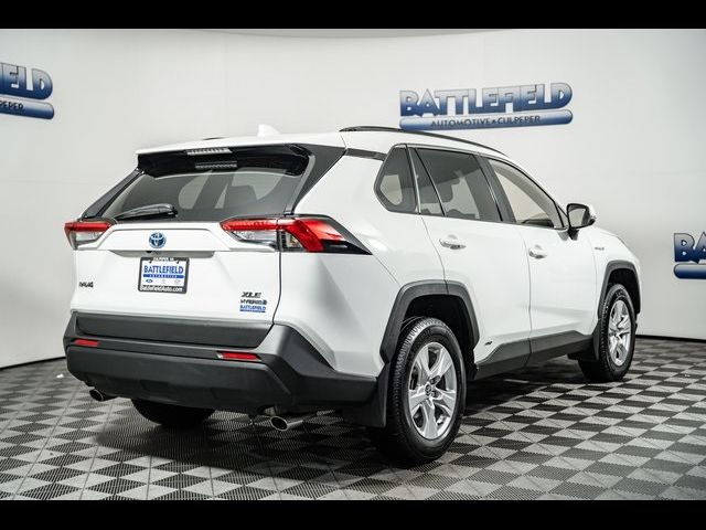 2021 Toyota RAV4 Hybrid XLE