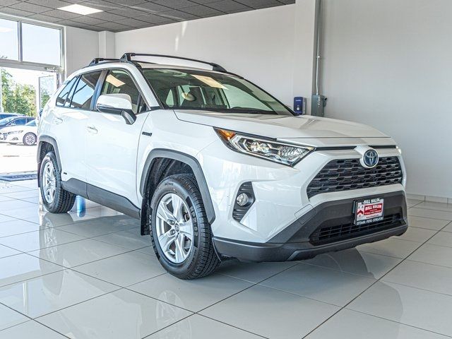 2021 Toyota RAV4 Hybrid XLE