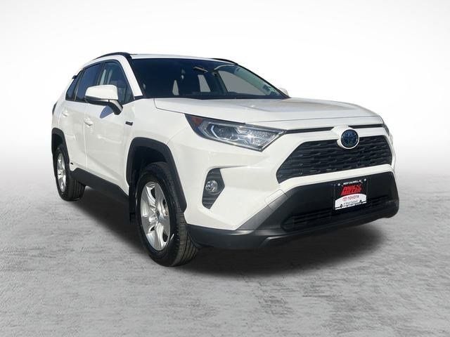 2021 Toyota RAV4 Hybrid XLE