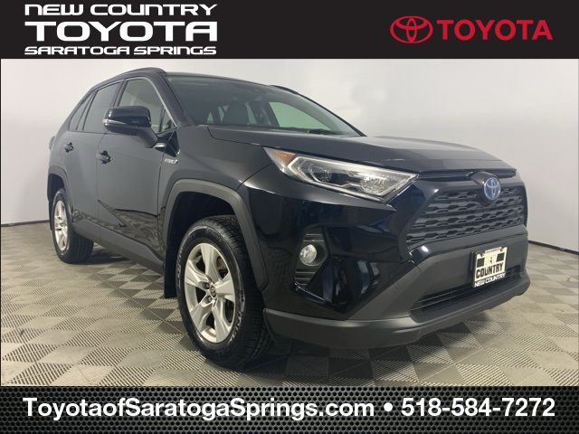 2021 Toyota RAV4 Hybrid XLE