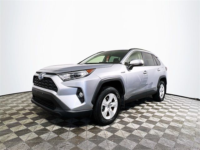 2021 Toyota RAV4 Hybrid XLE