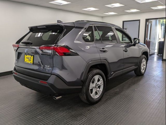 2021 Toyota RAV4 Hybrid XLE