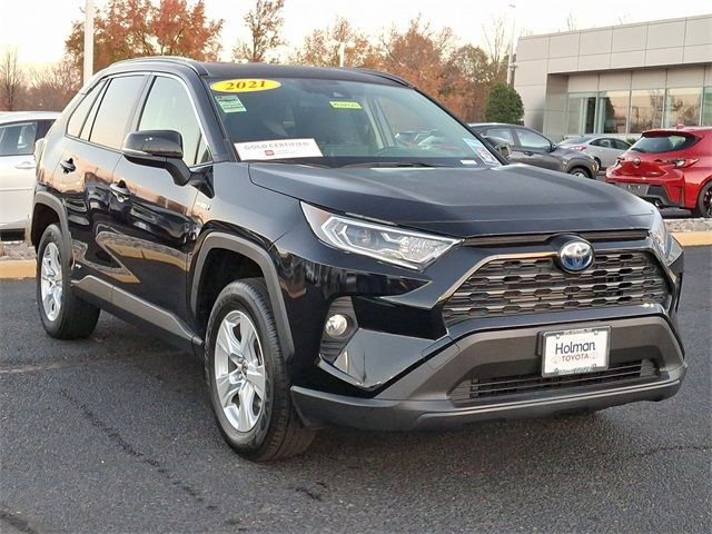 2021 Toyota RAV4 Hybrid XLE