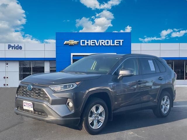 2021 Toyota RAV4 Hybrid XLE