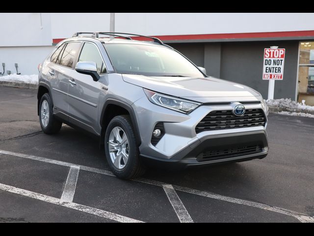 2021 Toyota RAV4 Hybrid XLE