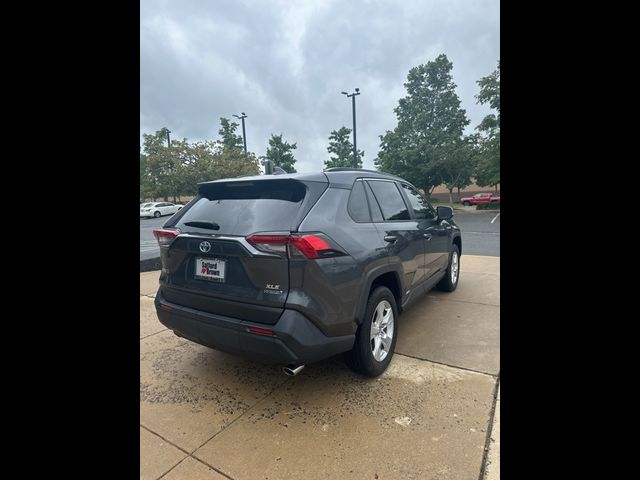 2021 Toyota RAV4 Hybrid XLE