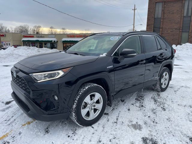 2021 Toyota RAV4 Hybrid XLE