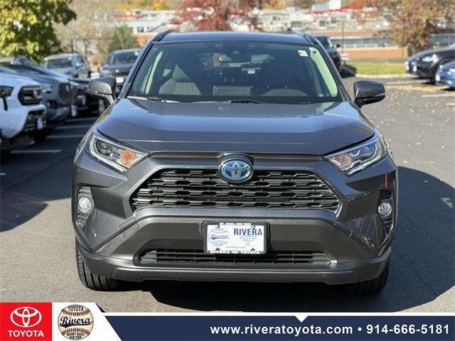 2021 Toyota RAV4 Hybrid XLE