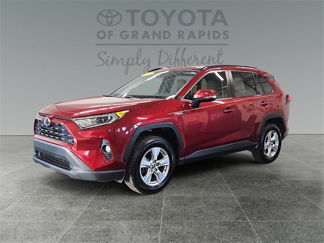 2021 Toyota RAV4 Hybrid XLE