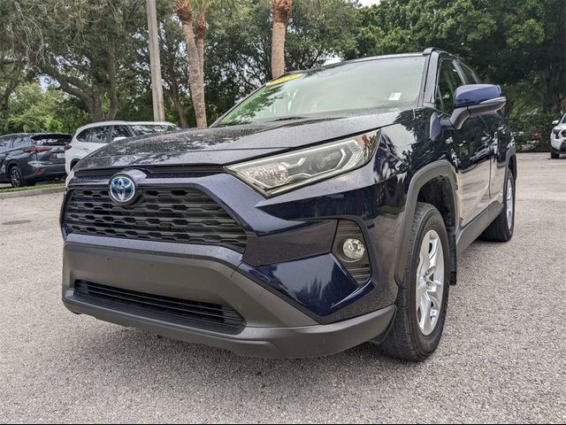 2021 Toyota RAV4 Hybrid XLE