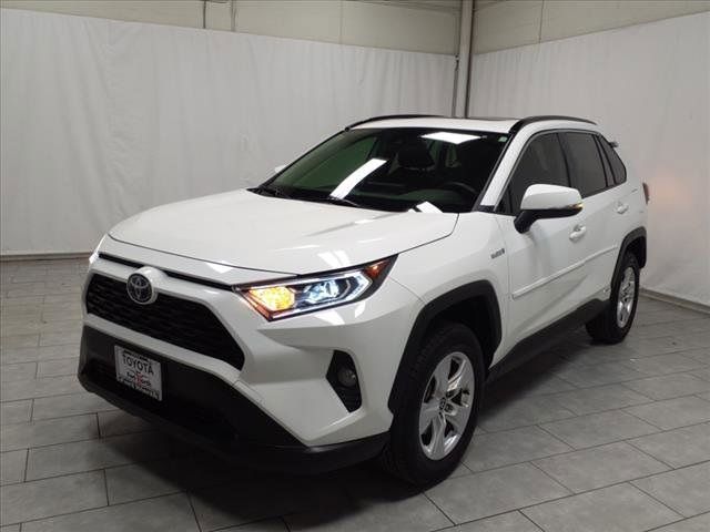 2021 Toyota RAV4 Hybrid XLE