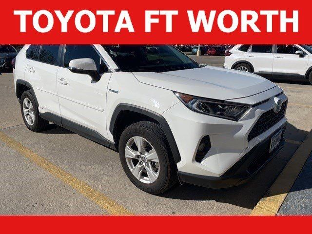 2021 Toyota RAV4 Hybrid XLE