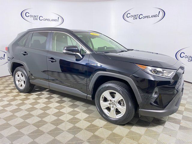 2021 Toyota RAV4 Hybrid XLE