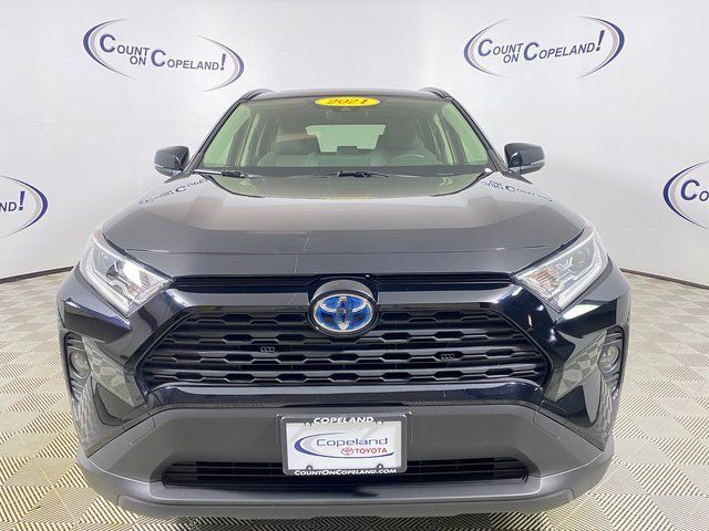 2021 Toyota RAV4 Hybrid XLE