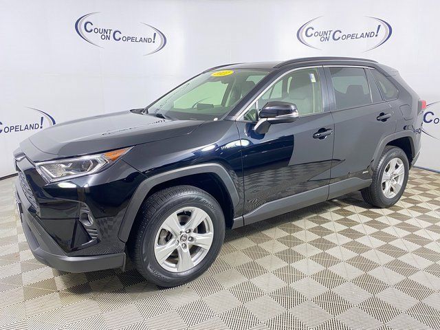 2021 Toyota RAV4 Hybrid XLE