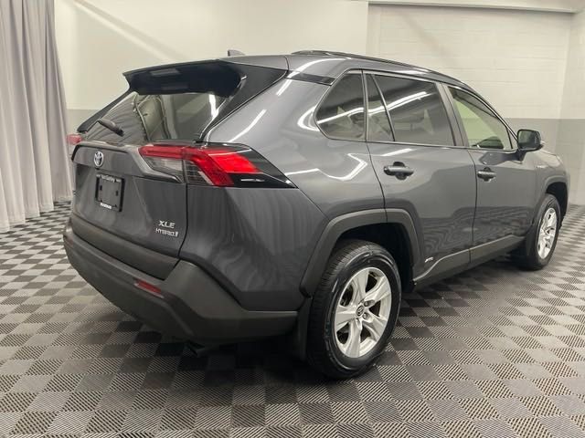 2021 Toyota RAV4 Hybrid XLE