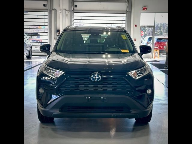 2021 Toyota RAV4 Hybrid XLE