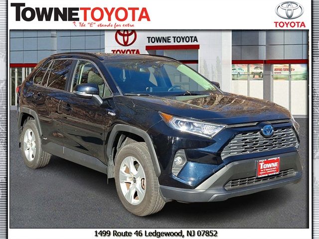 2021 Toyota RAV4 Hybrid XLE