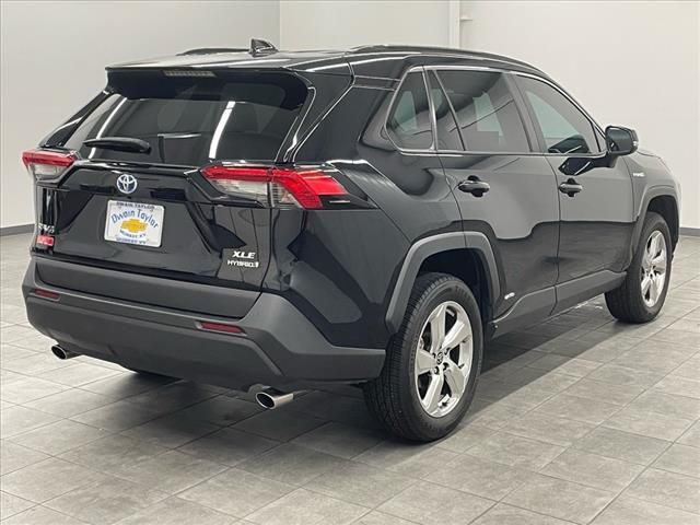 2021 Toyota RAV4 Hybrid XLE Premium