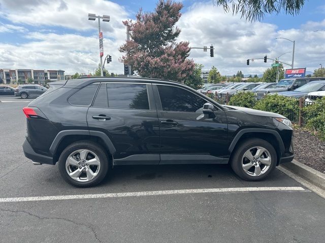 2021 Toyota RAV4 Hybrid XLE Premium