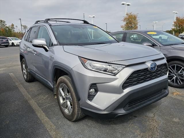 2021 Toyota RAV4 Hybrid XLE Premium