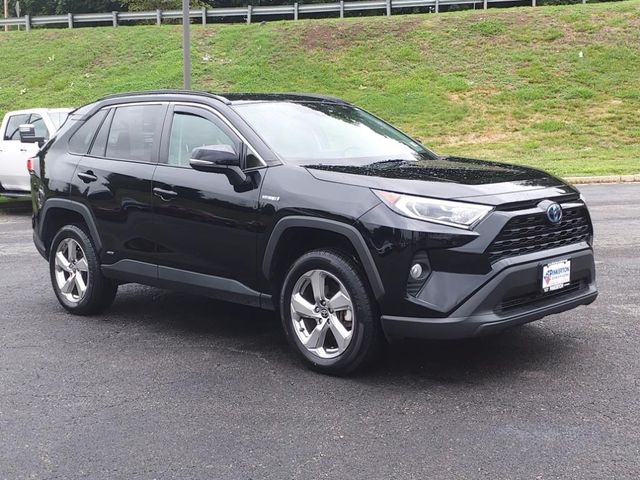 2021 Toyota RAV4 Hybrid XLE Premium