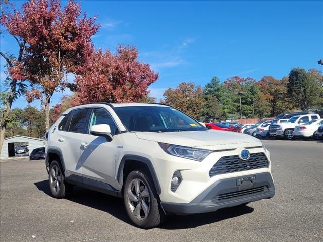 2021 Toyota RAV4 Hybrid XLE Premium