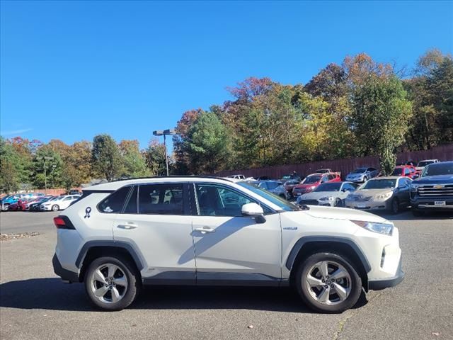 2021 Toyota RAV4 Hybrid XLE Premium