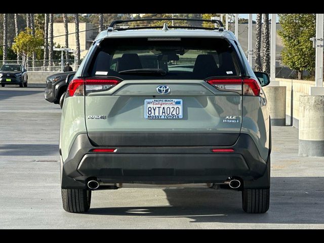 2021 Toyota RAV4 Hybrid XLE Premium