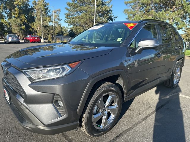 2021 Toyota RAV4 Hybrid XLE Premium