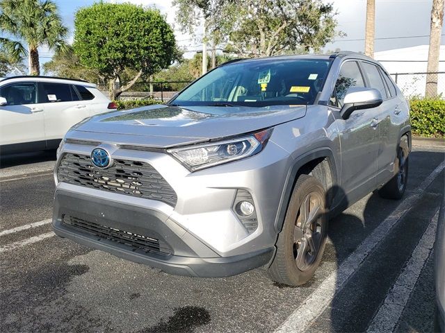 2021 Toyota RAV4 Hybrid XLE Premium