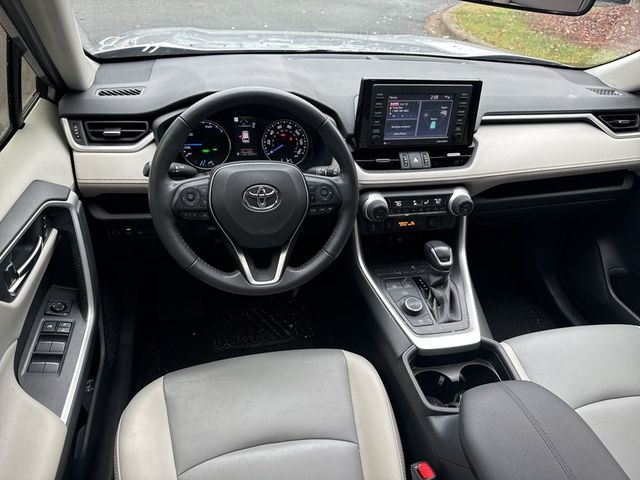 2021 Toyota RAV4 Hybrid XLE Premium