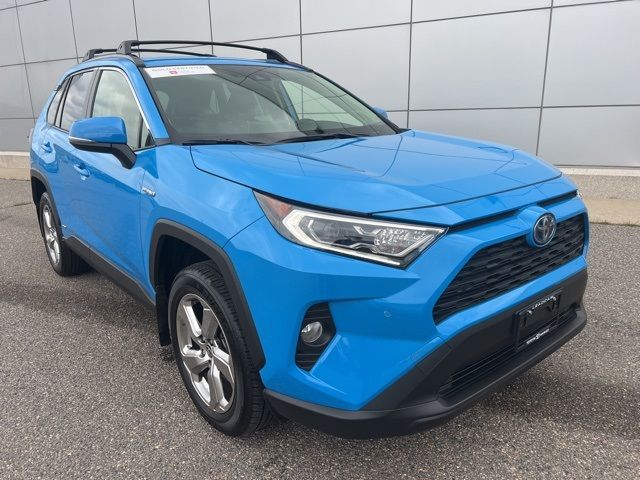 2021 Toyota RAV4 Hybrid XLE Premium