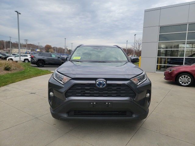 2021 Toyota RAV4 Hybrid XLE Premium