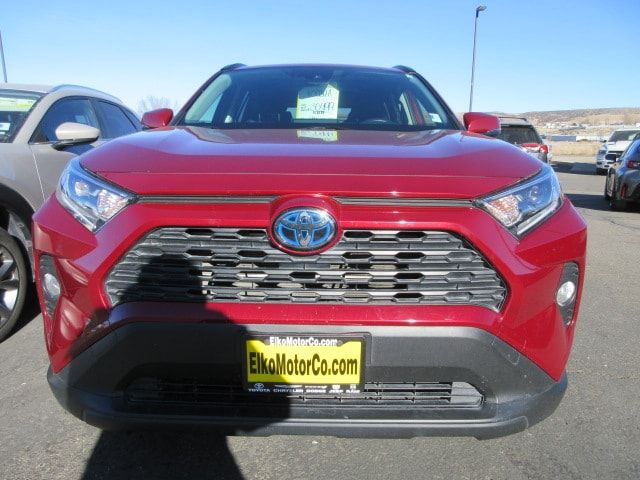 2021 Toyota RAV4 Hybrid XLE Premium