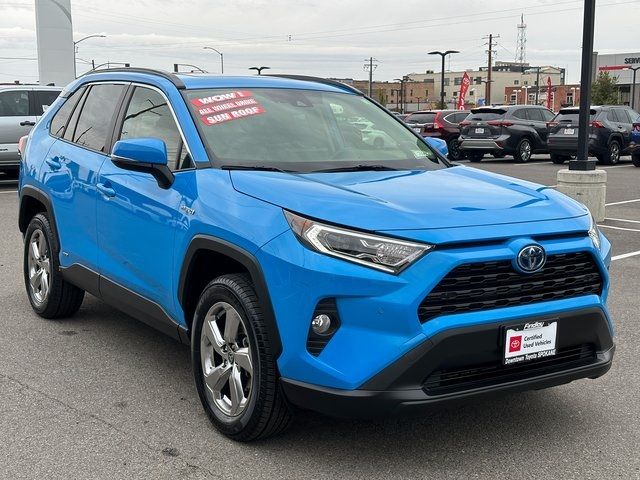 2021 Toyota RAV4 Hybrid XLE Premium