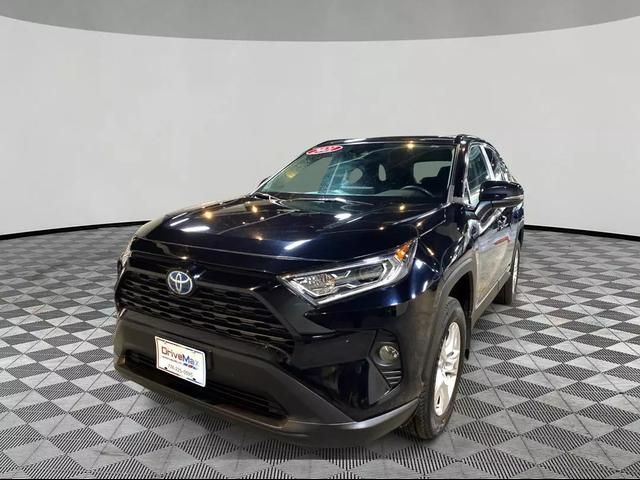 2021 Toyota RAV4 Hybrid XLE