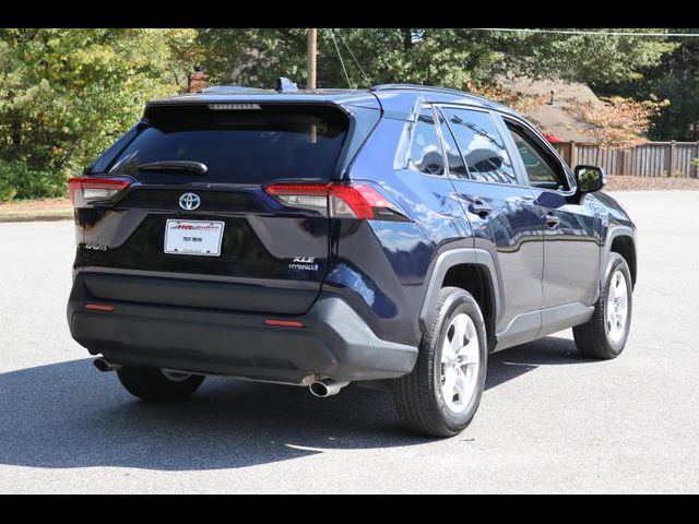 2021 Toyota RAV4 Hybrid XLE