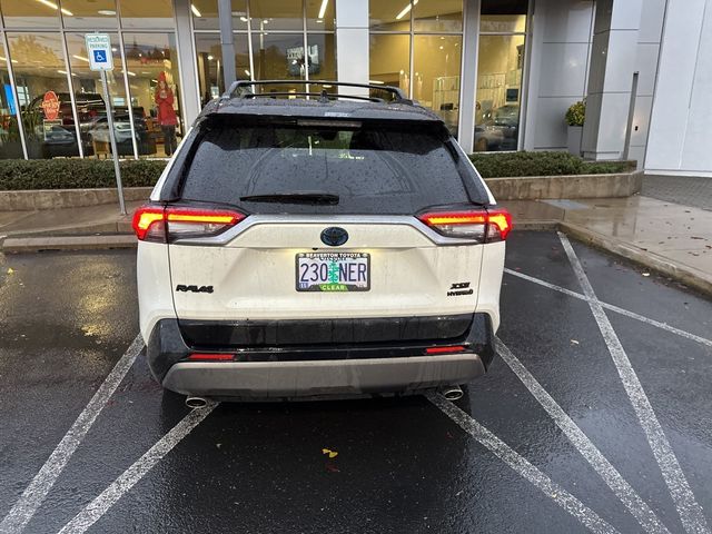 2021 Toyota RAV4 Hybrid XSE