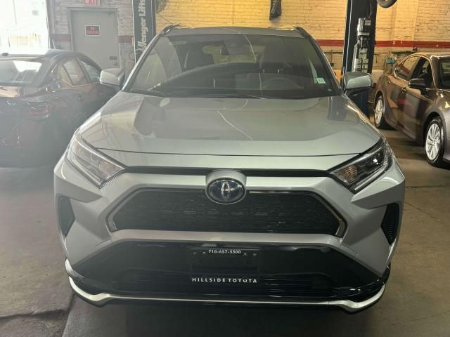 2021 Toyota RAV4 Prime SE