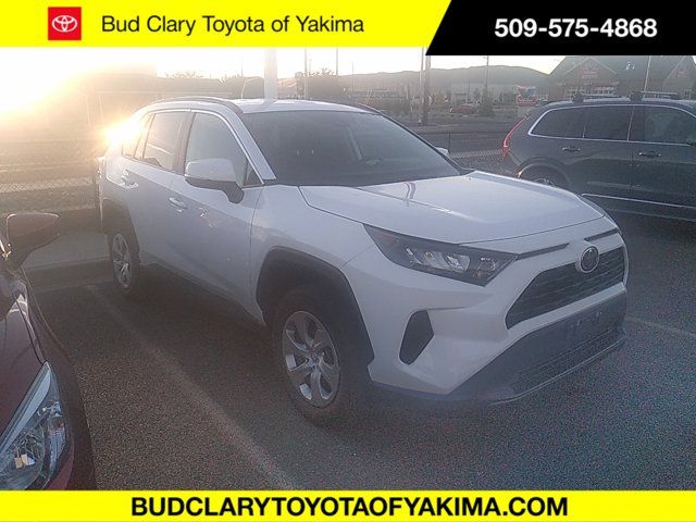 2021 Toyota RAV4 LE