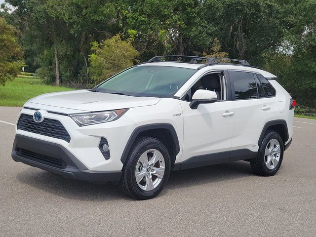 2021 Toyota RAV4 Hybrid XLE