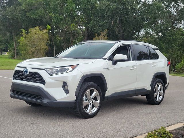 2021 Toyota RAV4 Hybrid XLE Premium