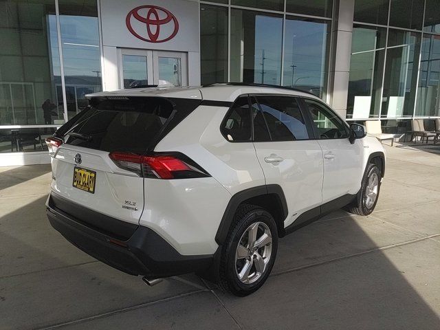 2021 Toyota RAV4 Hybrid XLE Premium