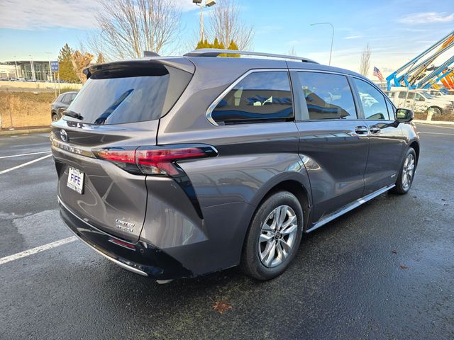 2021 Toyota Sienna Limited