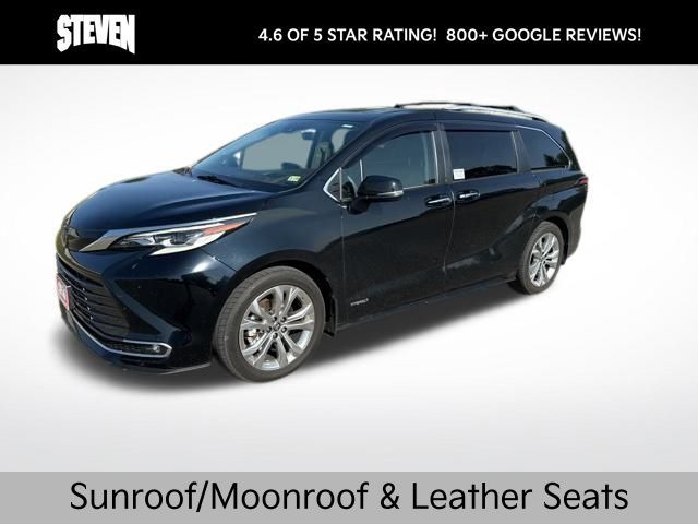 2021 Toyota Sienna Platinum