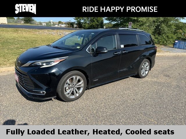 2021 Toyota Sienna Platinum